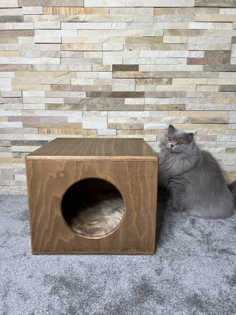 Wooden Cat House (Fur inside) - Image 3