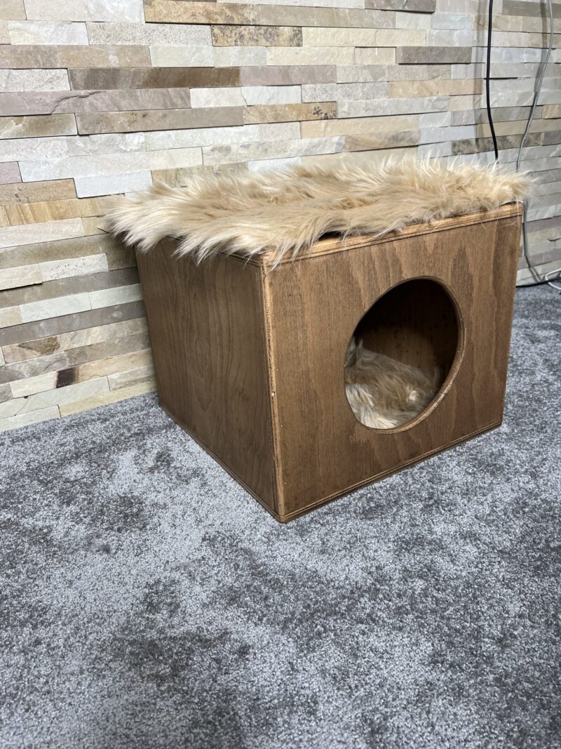 Wooden Cat House (Beige) - Image 2